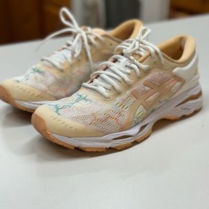 Womens asics gel kayano 24 size 9